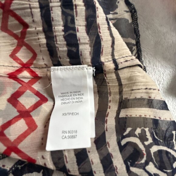 Lucky Brand Womens Boho Print Gauze Split Neck Ruffle Trim Blouse Top XS NWOT - Picture 4 of 8